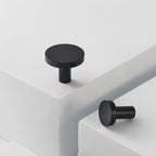 knopp/krok ch058 i svart finish - detalj