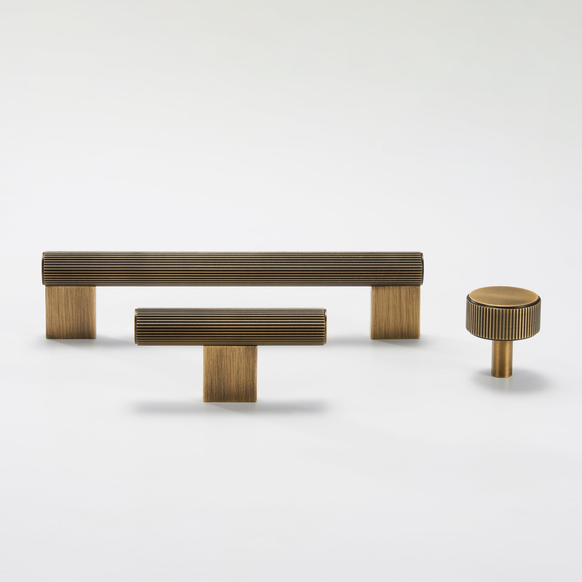 Greb CH052 | Rillet | Antik Messing