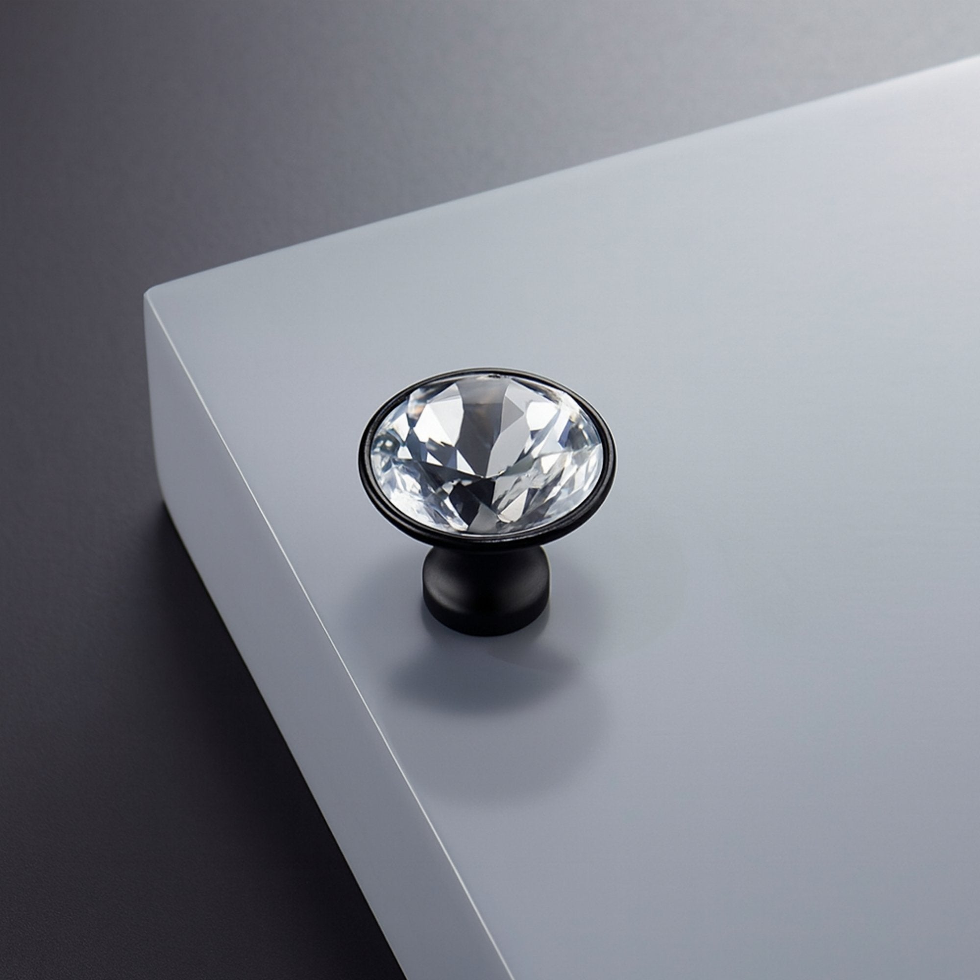 Pomolo 1044 | Cristallo | Nera