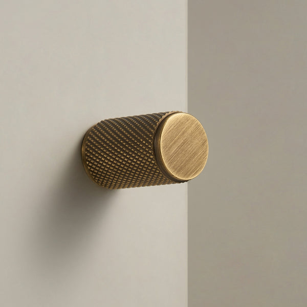 Knob CH035 | Knurled | Antique Brass